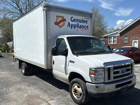 Used 2016 Ford E-450 and Econoline 450 Super Duty w/ Power Windows & Locks Group image 3