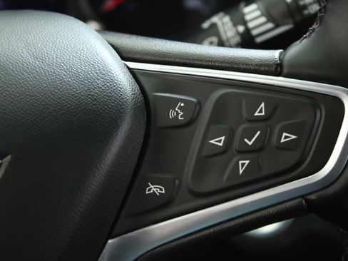 Used 2023 Chevrolet Equinox LT image 14