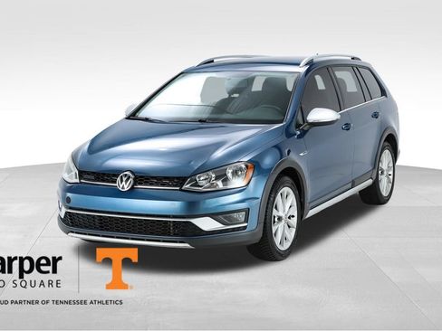 Used 2017 Volkswagen Golf Alltrack S AWD/4WD image 1