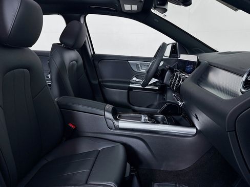 New 2026 Mercedes-Benz GLA 250 image 6