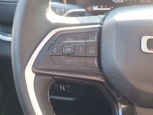 Used 2023 Jeep Grand Cherokee Altitude image 21