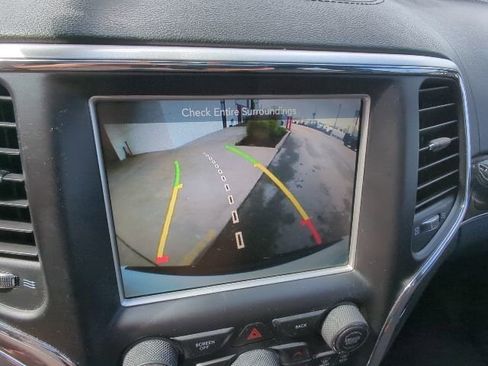Used 2016 Jeep Grand Cherokee High Altitude AWD/4WD image 21