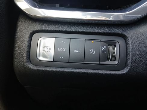 Used 2025 GMC Acadia Elevation w/ Elevation Premium Package AWD/4WD image 26