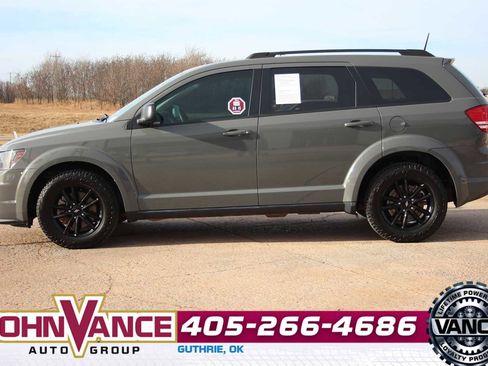 Used 2020 Dodge Journey SE w/ Blacktop Package image 5