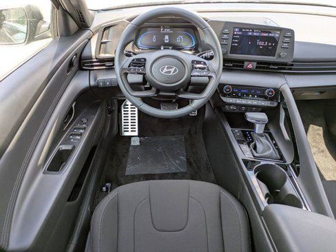 New 2026 Hyundai Elantra SEL Sport Premium FWD image 11