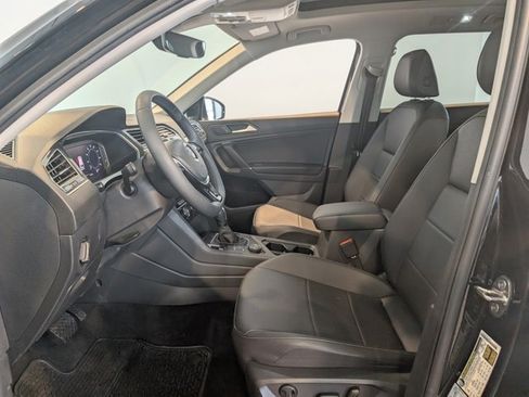 Used 2020 Volkswagen Tiguan SEL image 12
