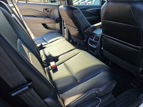 Used 2022 Honda Passport EX-L image 13