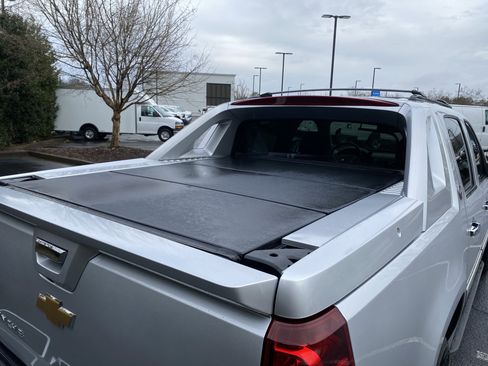 Used 2013 Chevrolet Avalanche LT w/ All-Star Edition image 37