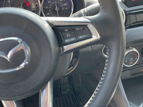 Used 2022 MAZDA MX-5 Miata Grand Touring RWD image 13
