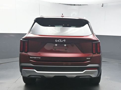 Used 2025 Kia Sorento S AWD/4WD image 54