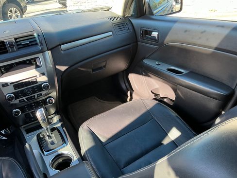 Used 2011 Ford Fusion SEL w/ 302A Rapid Spec Order Code image 18