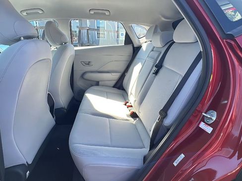 Certified 2024 Hyundai Kona SE image 10