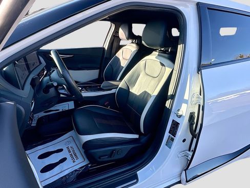 Certified 2023 Kia EV6 GT-Line image 22