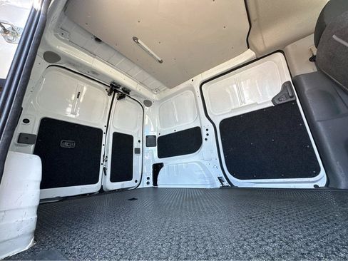 Used 2015 Nissan NV200 SV w/ Technology Package FWD image 10