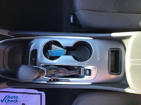 Used 2023 Chevrolet Malibu LT image 37