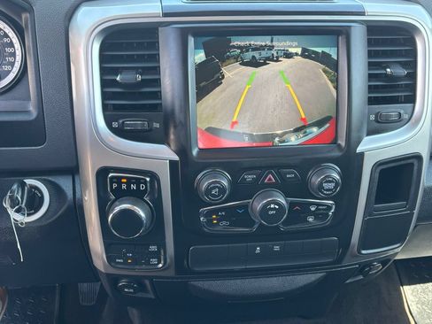 Used 2016 RAM 1500 Classic SLT w/ Cold Weather Group AWD/4WD image 18