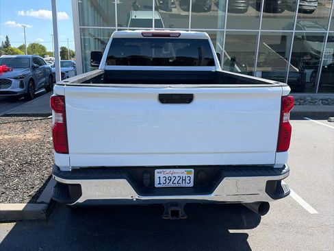 Used 2021 Chevrolet Silverado 2500 LT w/ Convenience Package image 5