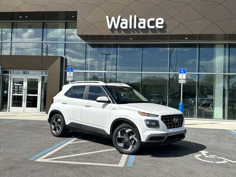 New 2026 Hyundai Venue SEL image 1