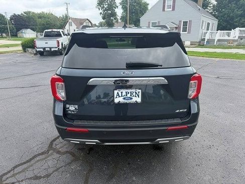 Used 2024 Ford Explorer XLT w/ Equipment Group 202A AWD/4WD image 6