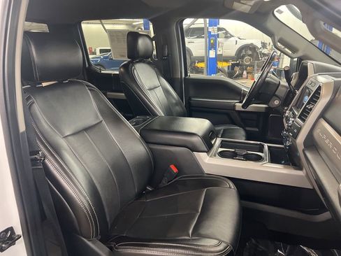 Used 2021 Ford F350 Lariat AWD/4WD image 9