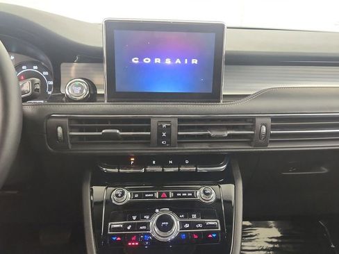 Used 2022 Lincoln Corsair AWD w/ Equipment Group 101A image 12