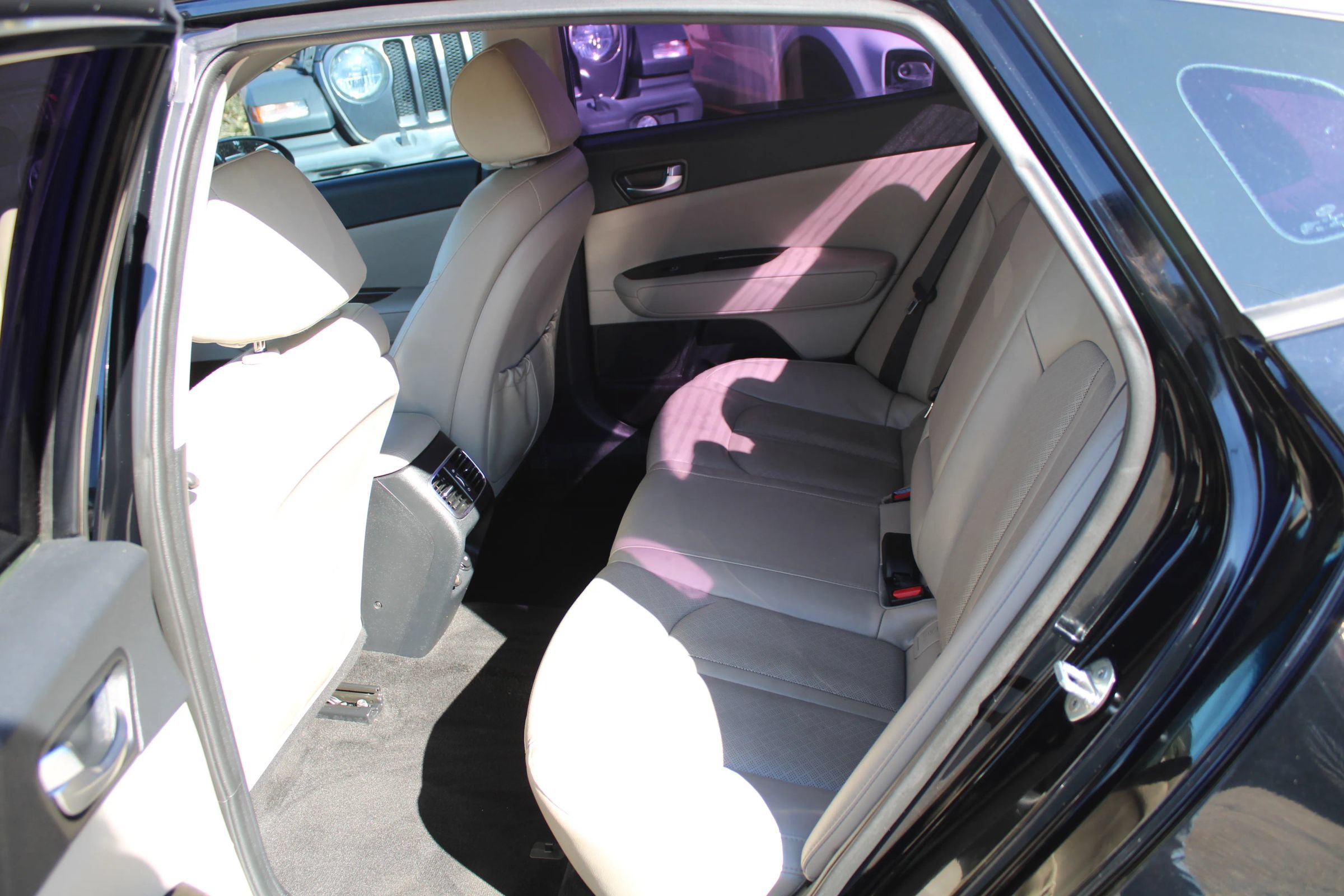 Used 2018 Kia Optima EX FWD image 21