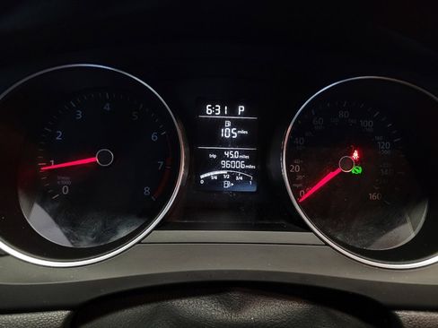Used 2018 Volkswagen Jetta Wolfsburg Edition FWD image 23