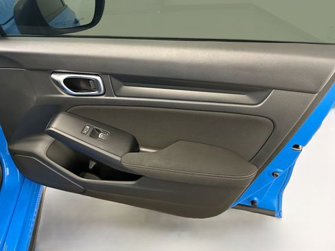 Used 2023 Honda Civic Sport image 32