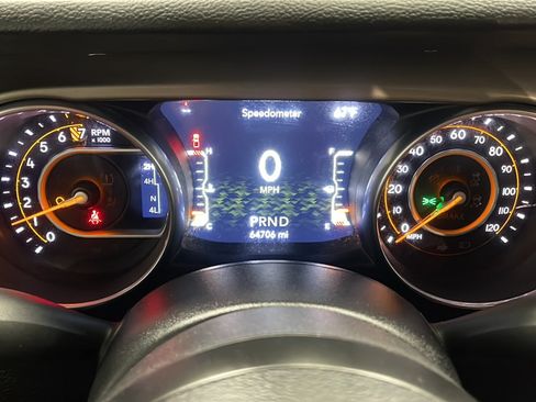 Used 2020 Jeep Gladiator Sport w/ Quick Order Package 24S AWD/4WD image 5