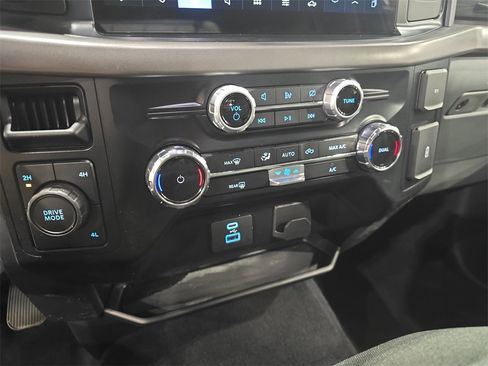 Used 2024 Ford F150 XLT image 24