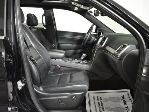 Used 2018 Jeep Grand Cherokee Limited AWD/4WD image 36