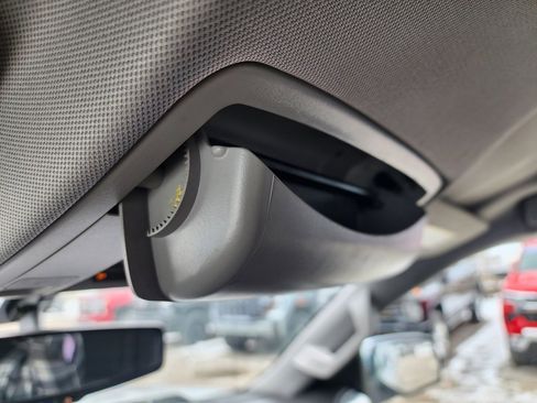 Used 2015 GMC Sierra 1500 SLE w/ SLE Value Package image 46