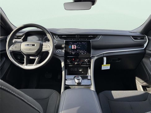 New 2026 Jeep Grand Cherokee Laredo X image 15