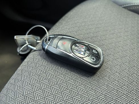 Used 2025 Buick Encore GX Preferred FWD image 18