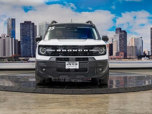 Used 2025 Ford Bronco Sport Outer Banks w/ Outer Banks Tech Package+ AWD/4WD image 3