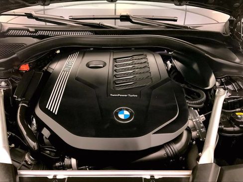 Used 2021 BMW 540i xDrive w/ Executive Package AWD/4WD image 9