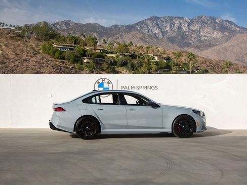 New 2026 BMW M5 w/ Carbon Package image 5