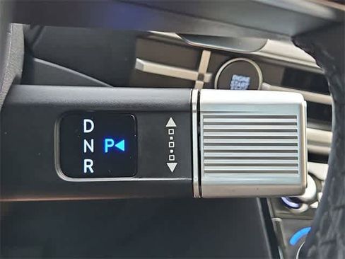 Certified 2024 Hyundai Santa Fe SEL image 30