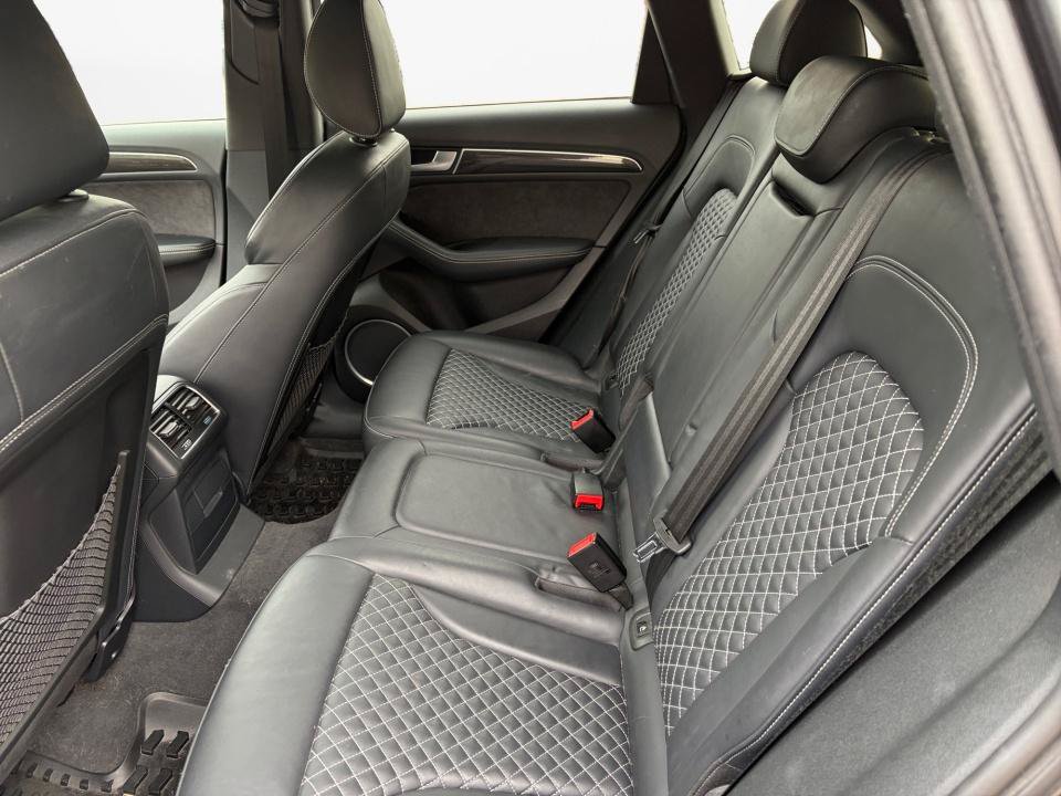 Used 2016 Audi SQ5 Premium Plus w/ Technology Package AWD/4WD image 13