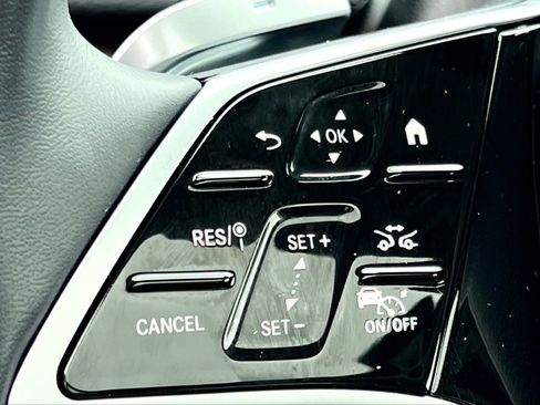 Certified 2026 Mercedes-Benz GLS 450 4MATIC image 46