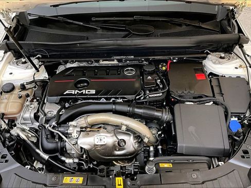 Used 2022 Mercedes-Benz GLB 35 AMG 4MATIC image 12