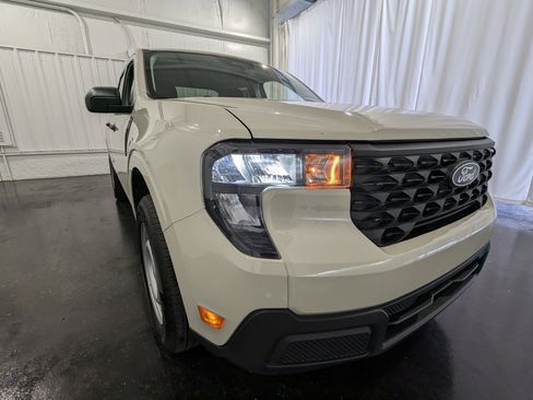 Used 2025 Ford Maverick XL image 5