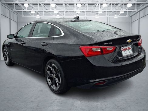 Used 2023 Chevrolet Malibu LT image 3