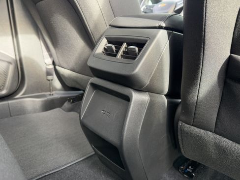 New 2026 Chevrolet Equinox EV LT image 27