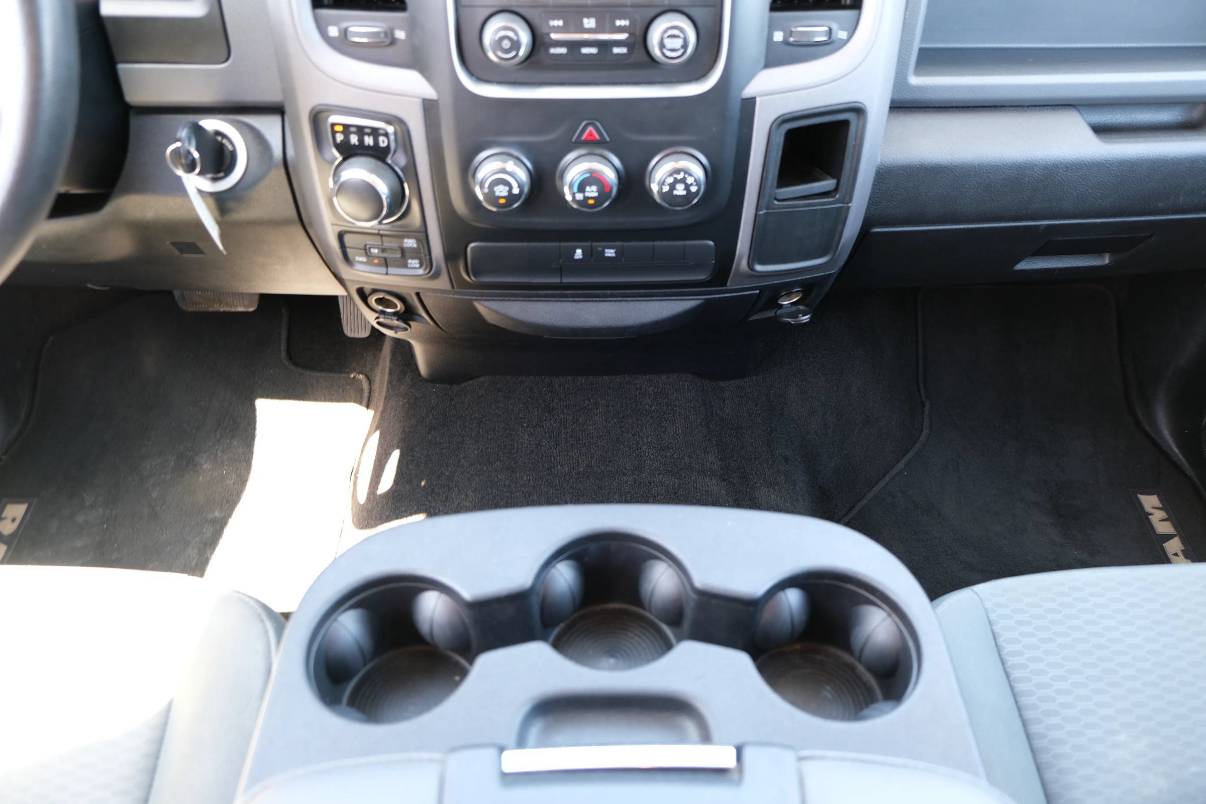 Used 2017 RAM 1500 Express AWD/4WD image 26