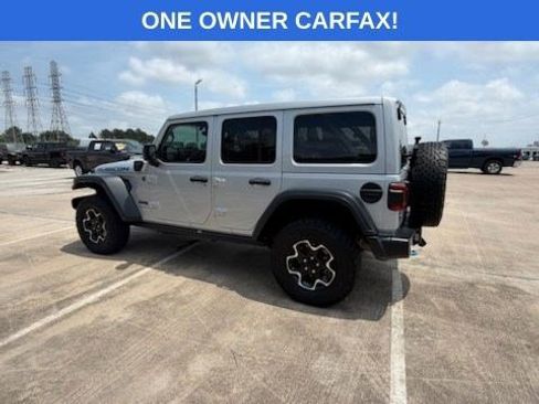 Used 2023 Jeep Wrangler Unlimited Rubicon 4xe w/ Cold Weather Group AWD/4WD image 2