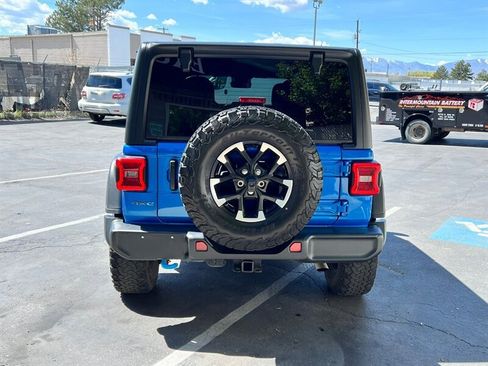 Used 2024 Jeep Wrangler Unlimited Rubicon 4xe w/ Technology Group image 6