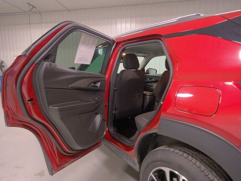 Used 2025 Chevrolet TrailBlazer LT image 26