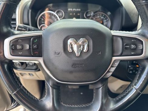 Used 2019 RAM 1500 Big Horn AWD/4WD image 35