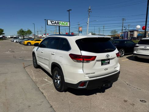 Used 2019 Toyota Highlander Limited Platinum image 8
